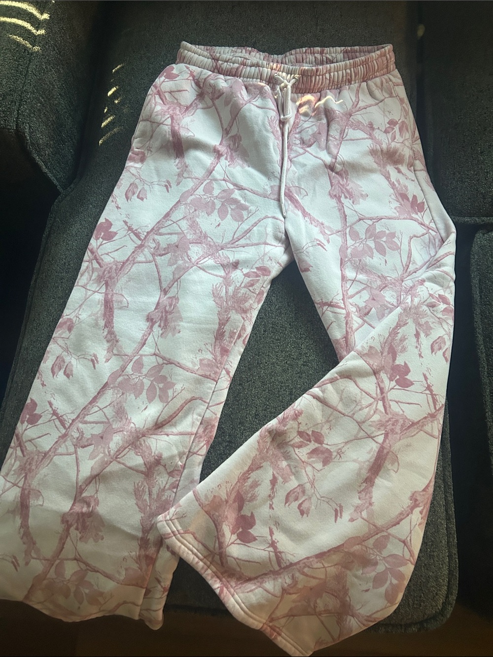 Abercrombie & Fitch Pink Floral-Print sweat pants
